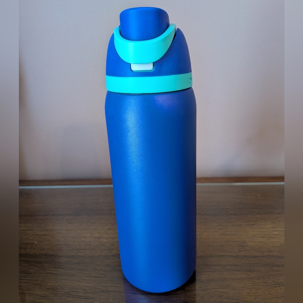 Owala 32oz FreeSip Smooshed Blueberry